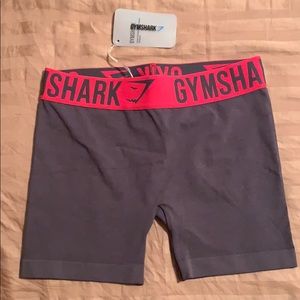 GYMSHARK SHORTS NWT